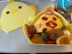本日20:00〜22日(月)迄出勤します。よろしくお願いします！＊友菜